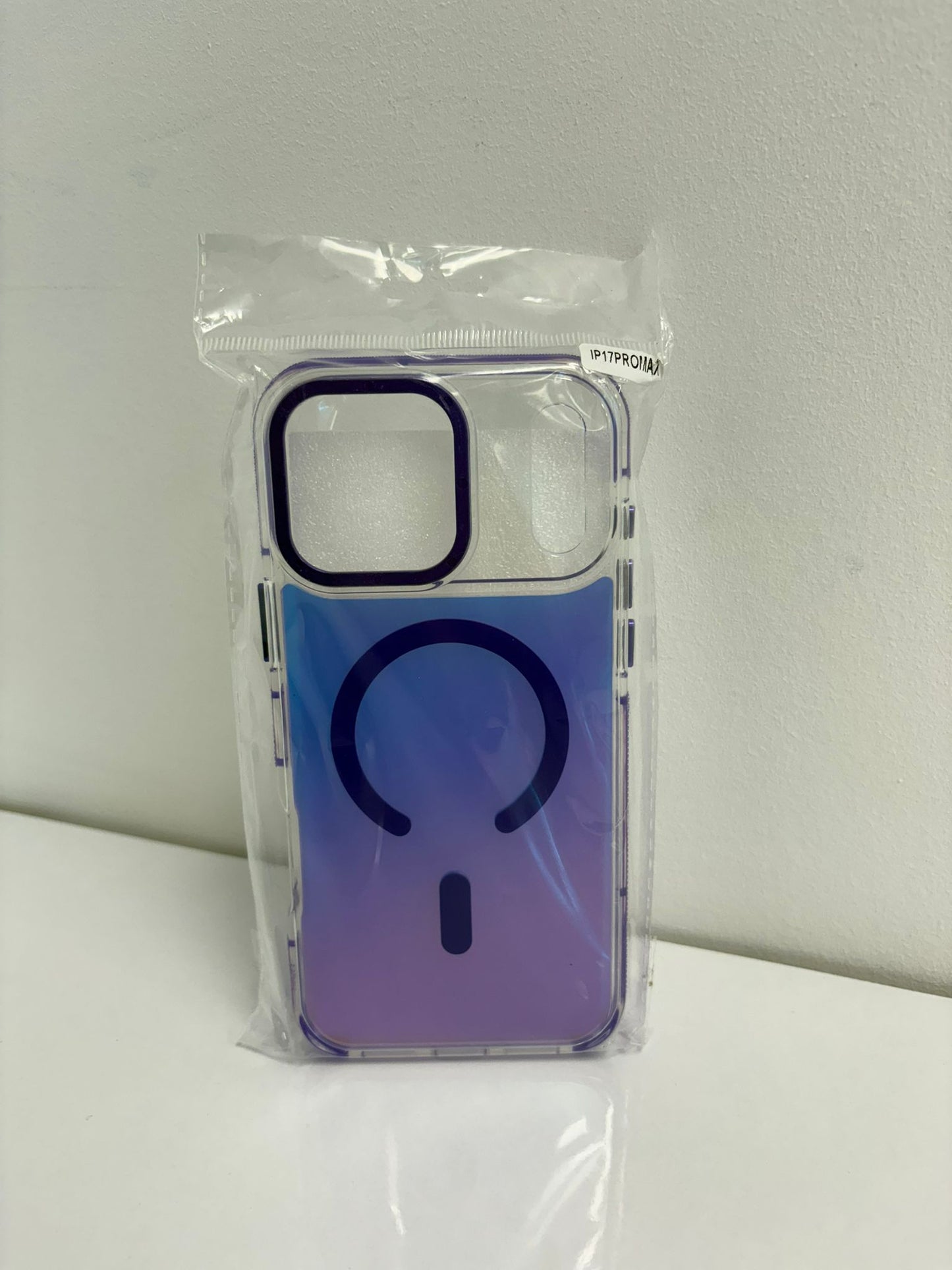 Matte Magnetic !Phone 17