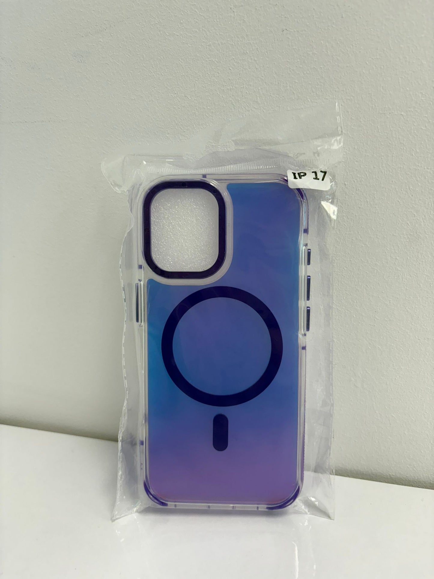 Matte Magnetic !Phone 17