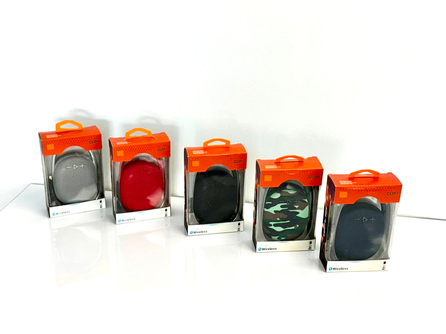 Clip 4 JBL Speaker